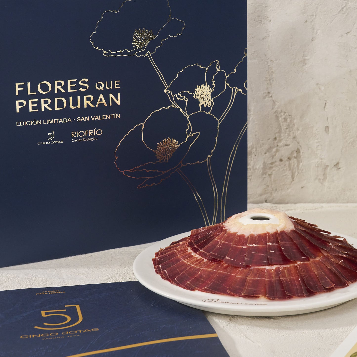 Pack "Amapolas", jamón Cinco Jotas y caviar Riofrío