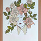 Portrait d’Elena Fortún en larmes, entourée de roses, créé pour le livre Escritoras, œuvre originale d’Ana Jarén.